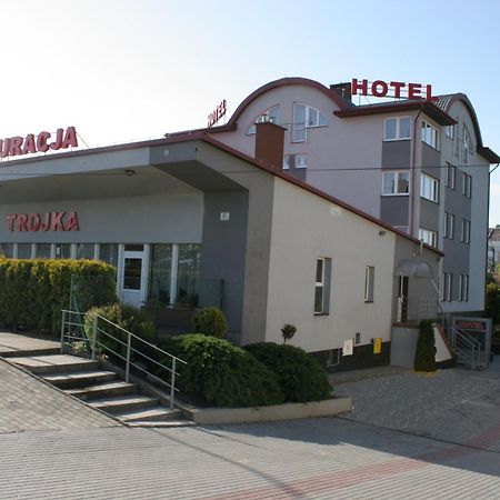 Hotel Trojka Пшемишъл Екстериор снимка